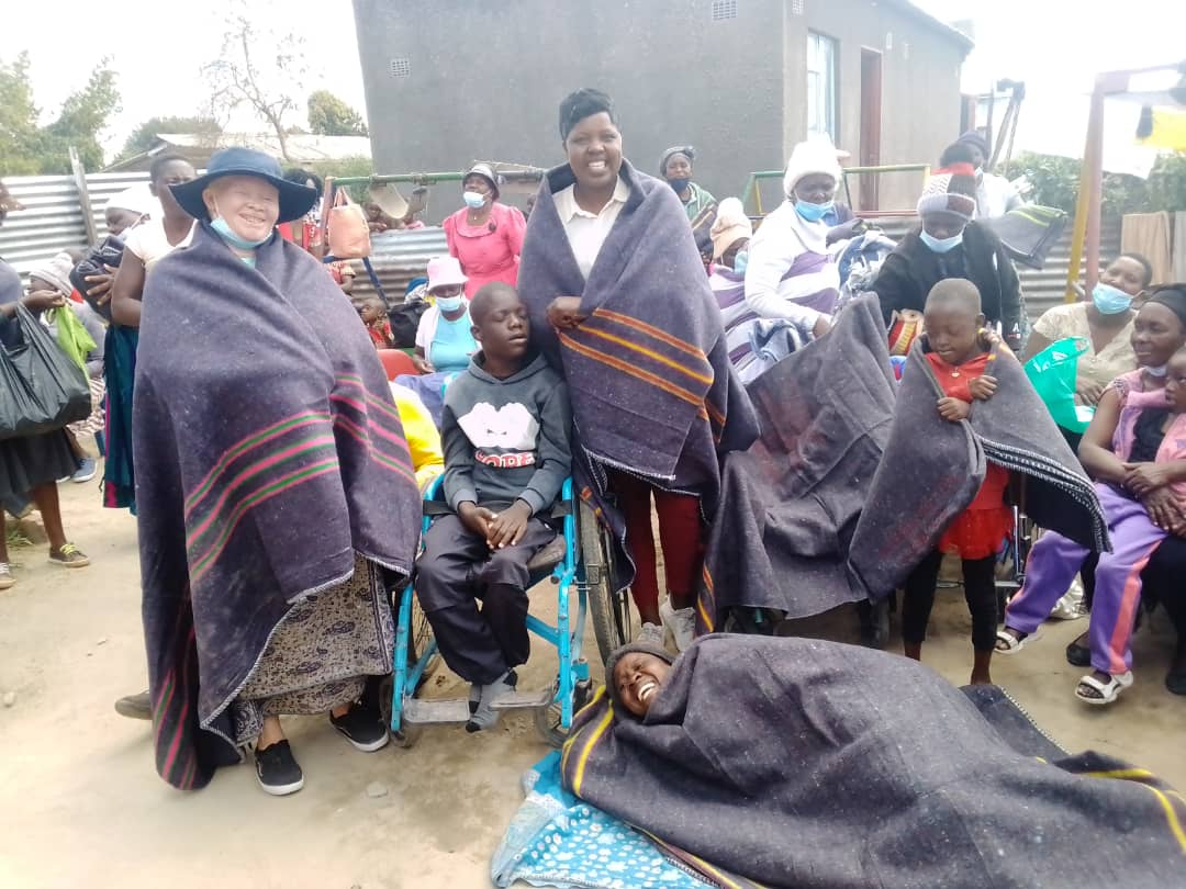 Yamuranai Association for Persons with Disabilities Blanket Handover